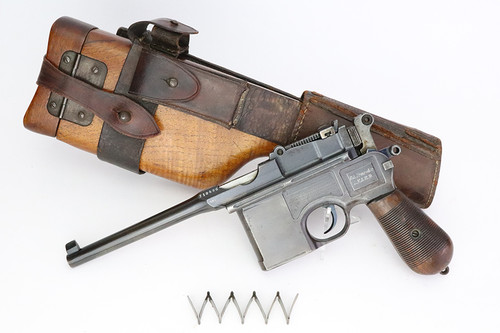 Early Mauser C96 Rig with Harness