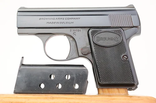 Cased, Near-Mint 1961 Baby Browning Pistol - photo 2 of 11