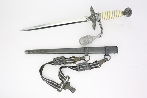 SOLD - Nearly Mint Luftwaffe Dress Dagger with Hangers and Portepee