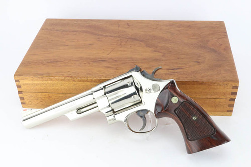 Nickel Smith & Wesson Model 29-2 .44 Magnum revolver in presentation case - in presentation case