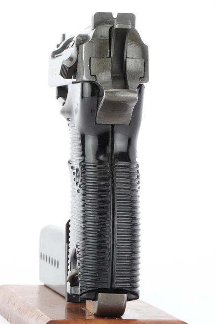 Dual-tone BYF 44 Mauser P.38, Police Eagle F - rear view of grip