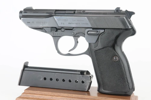 Boxed Walther P5 - photo 2 of 22