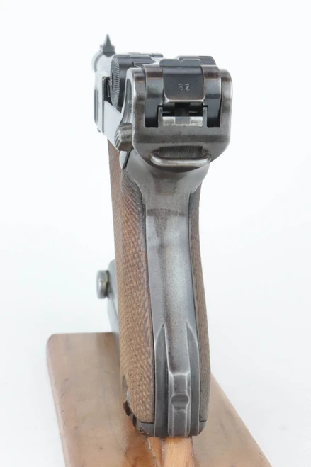 1939 Commercial Mauser Banner Luger - photo 2 of 18