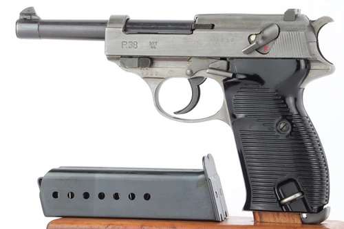 Dual-tone Mauser BYF 44 P.38 Police Eagle F rig - left side with magazine