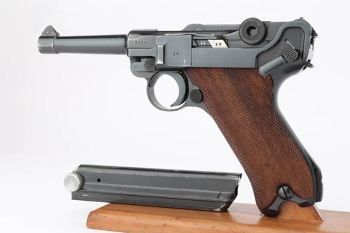 Rare, Excellent Police Divert 1939 Mauser Luger - Two Matching Magazines & Tool - photo 2 of 25