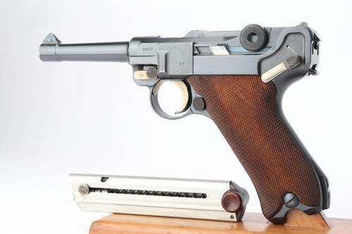 Minty 1916 DWM Luger Rig - photo 2 of 22