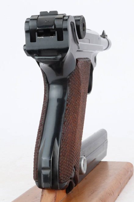 Beautiful 1941 Police Eagle/L Mauser Luger - Matching Magazine
