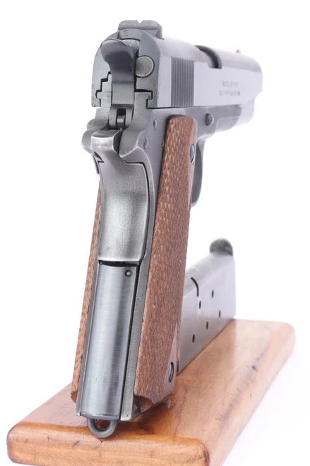Remington UMC Model 1911 pistol - rear view of grip