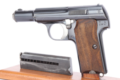 Minty Nazi Astra Model 300 Rig - 9mm kurz