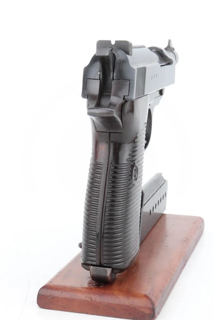 Excellent 1942 Walther P.38 - AC 42 - photo 2 of 9