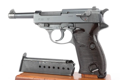 byf 42 Mauser P.38 pistol rig - left side with magazine