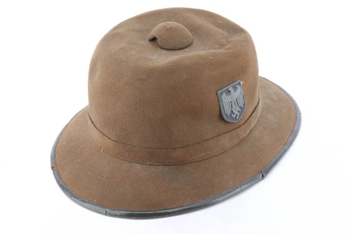 1942 German Tropical Pith Helmet - photo 2 of 7