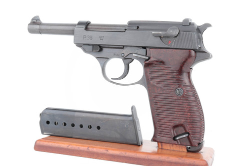Rare, Late-war Armorer's Replacement Walther P.38 - T. Whiteman Collection - photo 1 of 7