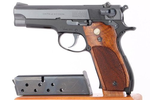 Minty, Boxed Smith & Wesson Model 39-2