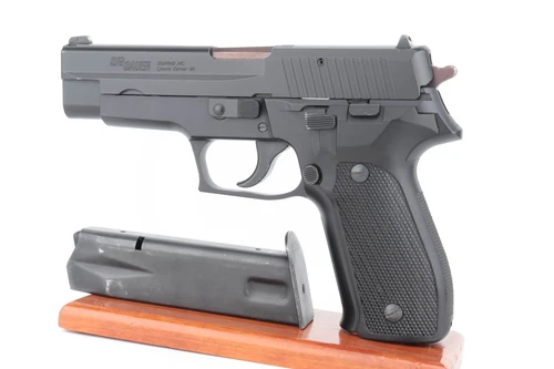 ANIB Sig Sauer P226 - photo 2 of 13