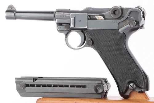 Excellent 1941 "Black Widow" Nazi Mauser Luger Rig - BYF 41 - photo 2 of 24