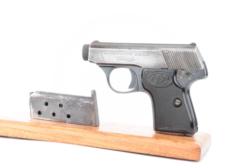 Walther Model 5 third variation pistol - left side with magazine