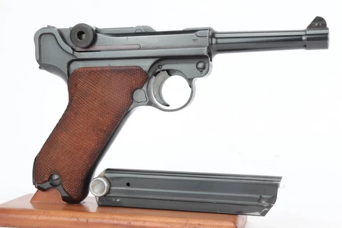 Beautiful, Rare 1940 Police Eagle/C Mauser Banner Luger - Matching Magazine - photo 2 of 21