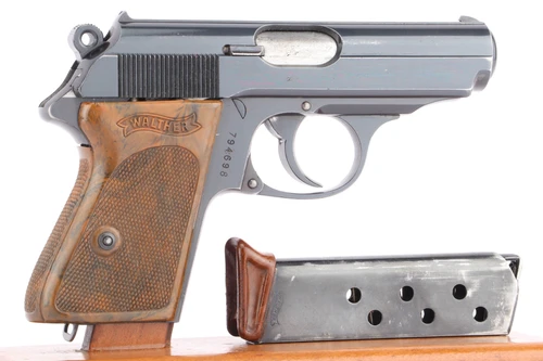1934 commercial Walther PPK pistol - right side with magazine