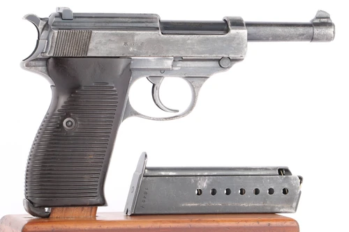 480 code Walther P.38 pistol - right side with magazine