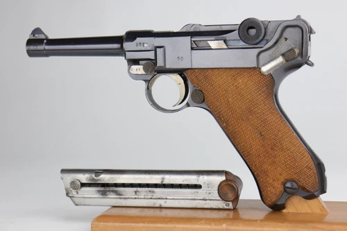 Minty 1918 DWM Luger Rig - Matching Magazine - photo 2 of 22