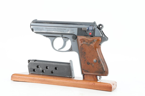 Rare Luftwaffe-Contract Walther PPK - Matching Magazine