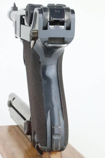 Excellent 1915 DWM Luger - Matching Magazine