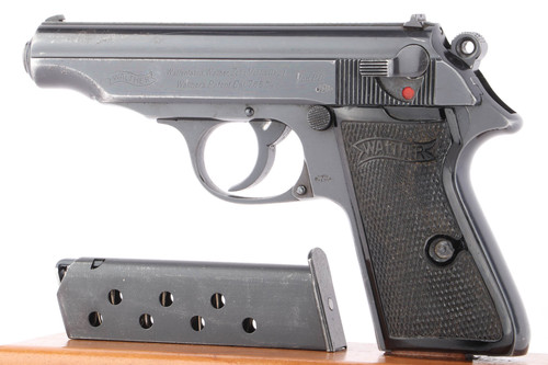 Luftwaffe contract Walther PP pistol - left side with magazine
