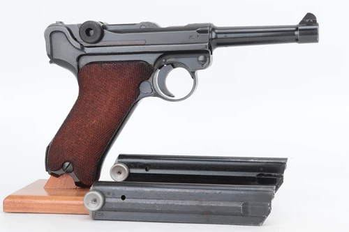 Excellent 1940 Mauser Luger - photo 2 of 28