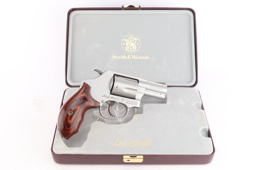 Smith & Wesson Model 60-14 LadySmith revolver - in presentation case