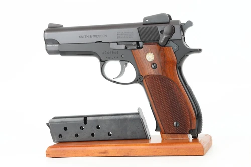 SOLD - Minty, Boxed Smith & Wesson Model 439