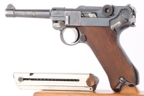1917 DWM Luger - Matching Magazine