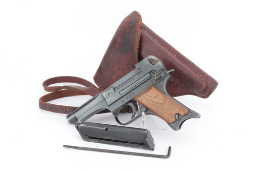 Excellent, Late-War Nambu Type 94 Rig - Matching Magazine