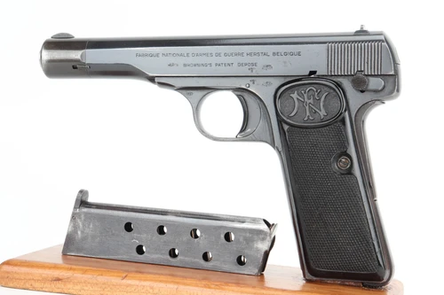 German FN Browning M1922 Rig - Waffen 103 - left side with magazine