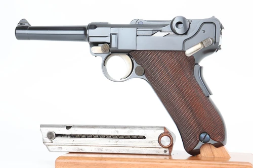 1902 DWM Cartridge Counter Luger - left side with magazine