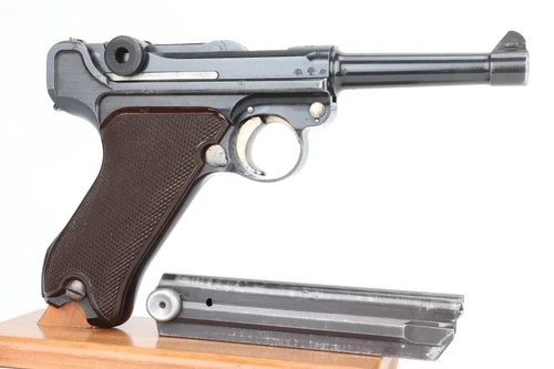 1940 Krieghoff Luger - right side with magazine
