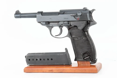Rare, Minty, End-of-War Spreewerk P.38 Rig -  Zero Series