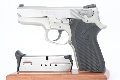 Excellent, Boxed Smith & Wesson Model 6906 - photo 2 of 16