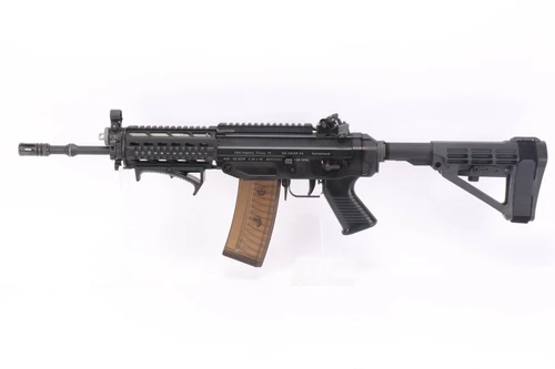 Like-New Sig Sauer SG 553P - 5.56x45 NATO - photo 2 of 21