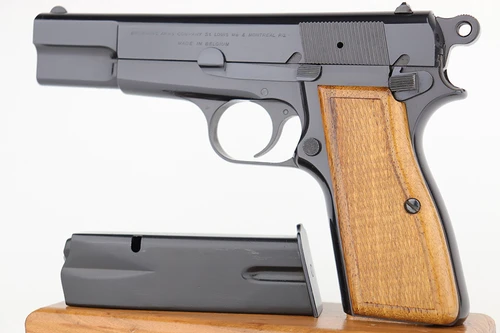 Cased, Pristine 1969 T-Series FN Browning Hi-Power - photo 2 of 16