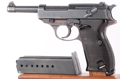 AC 42 Walther P.38 Rig - Matching Magazine