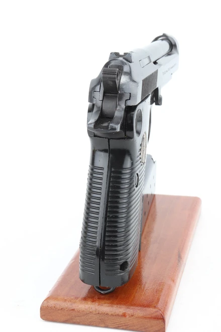 Iraqi Tariq Beretta M1951 clone 9mm - rear view of hammer and ribbed grip