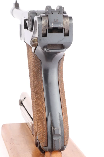 1917 DWM M1914 Navy Luger 9mm - rear view of grip frame and toggle