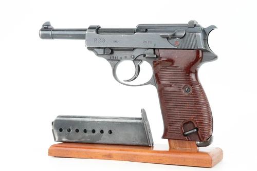 Late war 1945 Spreewerk P38 rig 2921z side view with magazine