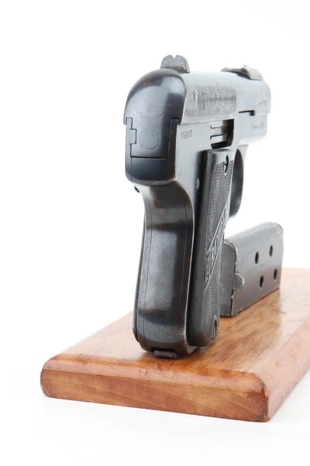Pieper Bayard Model 1908 .380 ACP pocket pistol grip and rear view