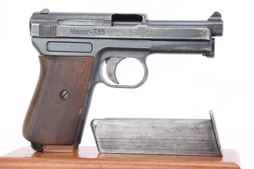 WWI Imperial German Army Mauser Model 1914 .32 ACP pistol right side with magazine