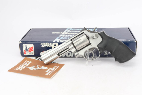 Smith & Wesson Model 686-4 4 inch .357 Magnum - with box and paperwork