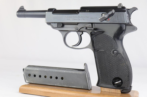 Gorgeous Walther HP - Swedish Contract - Matching Magazine - 1