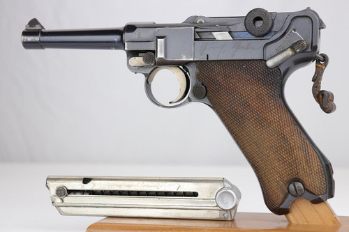 Interesting Weimar Police Luger - 1