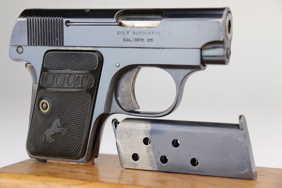 国際産業COLT POCKET 25 ブルーメタルフィニッシュ Colt Model 1908 Vest Pocket 25 Auto circa 1917